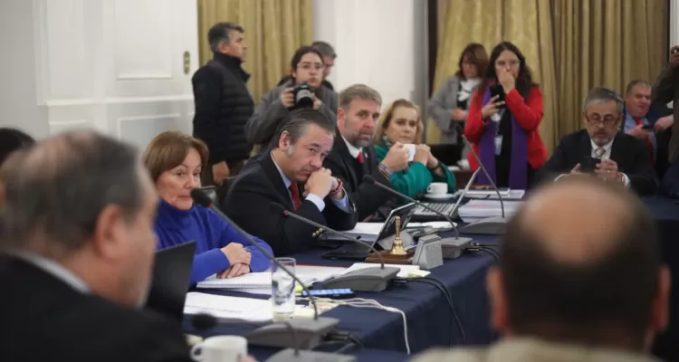 Detalles de la votación en la Comisión de Hacienda