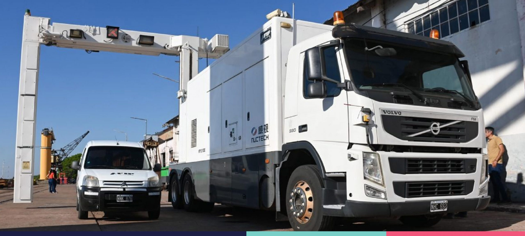 Un nuevo informe revela que la Contraloría destapa falla en Aduanas: contenedores sin revisión física y operaciones con riesgo de tráfico ilícito en puertos chilenos.