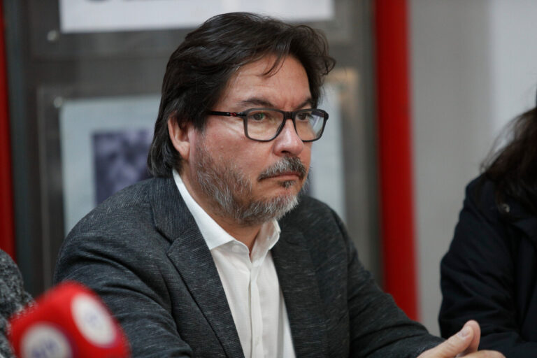 interpelación a ministro Rabat impulsada por el Partido Comunista